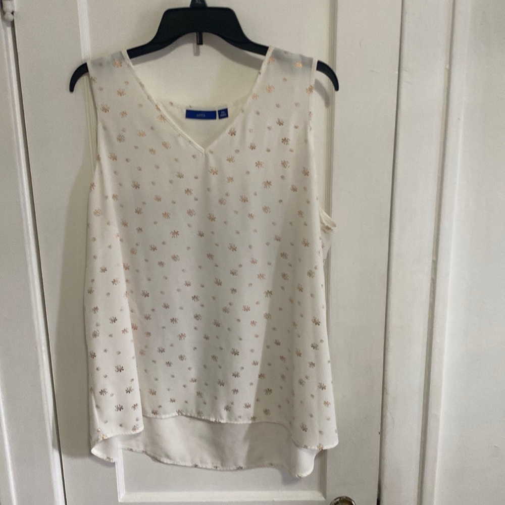 Light weight sleeveless blouse